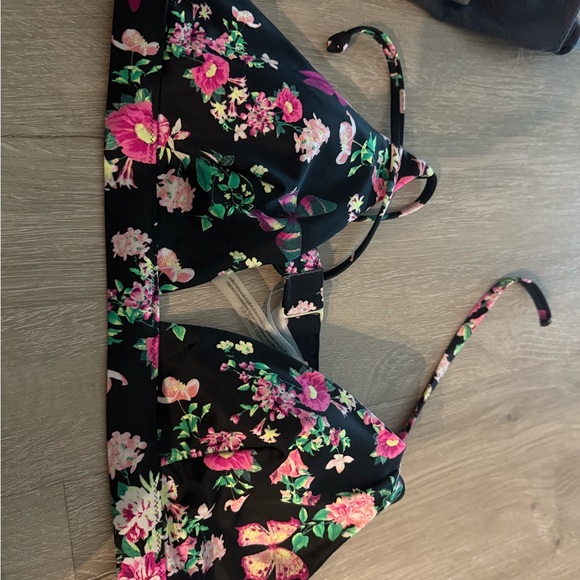 Victoria's Secret Black Floral Bikini - Picture 1 of 3